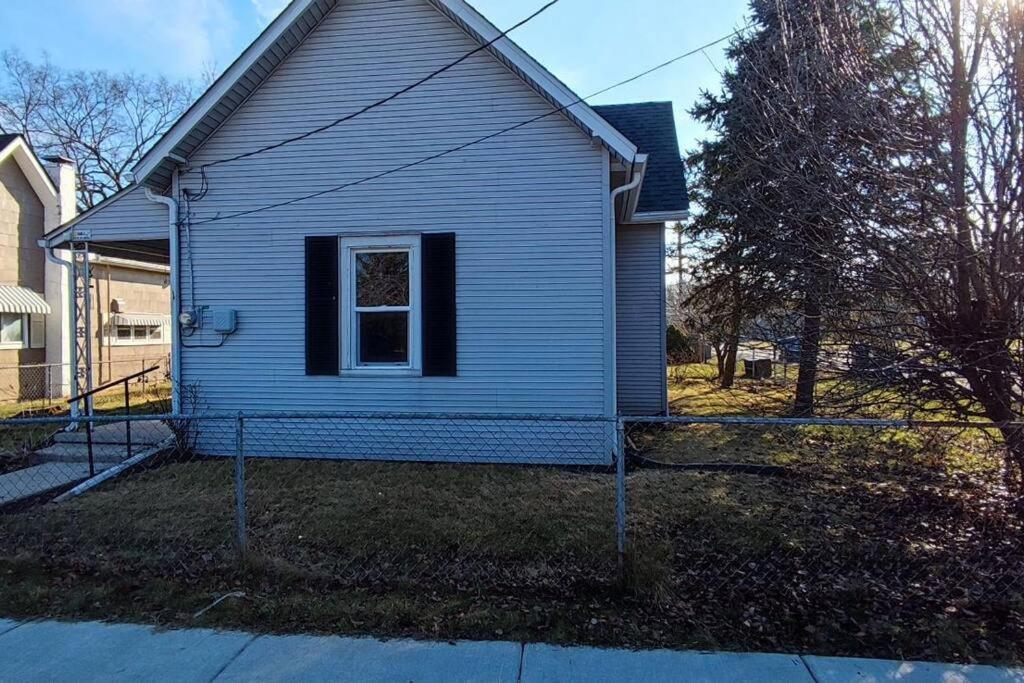 Perfect Combo Of Charm & Comfort- 2Bedroom Home Noblesville Exterior foto