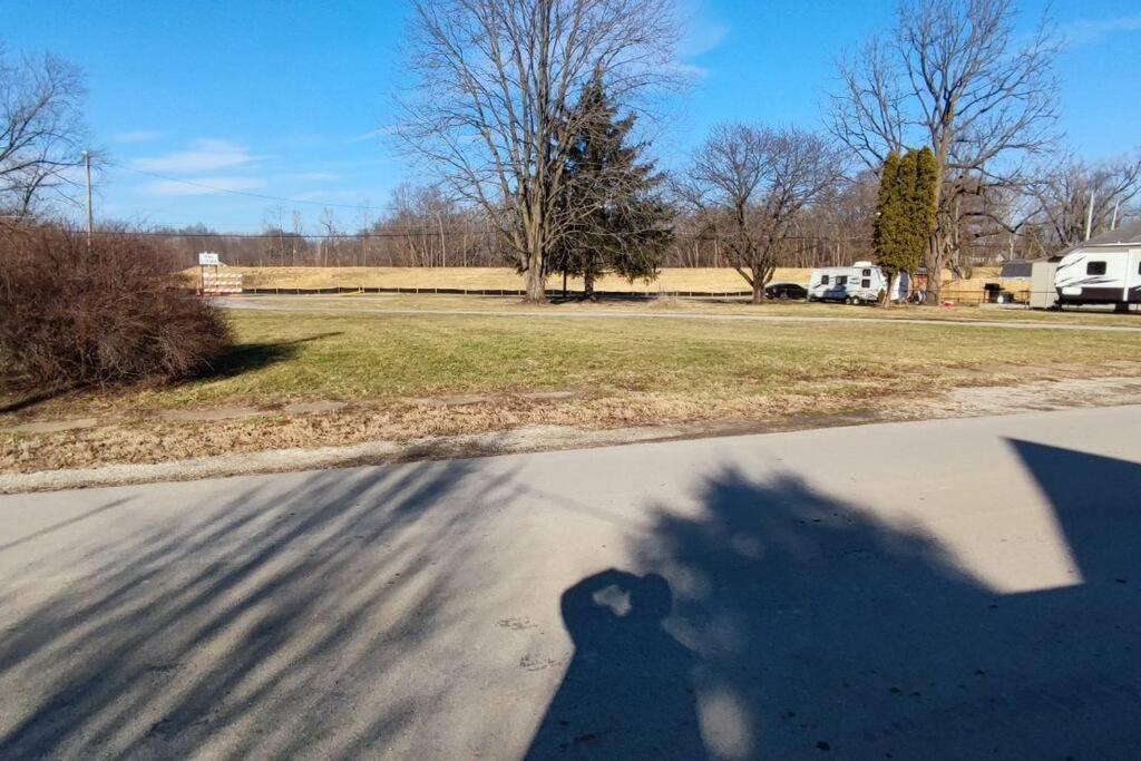 Perfect Combo Of Charm & Comfort- 2Bedroom Home Noblesville Exterior foto